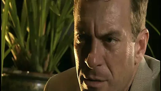 Dik lezbiyen civcivler mastürbasyon yapmak için ortak bir dev oyuncak paylaşmak