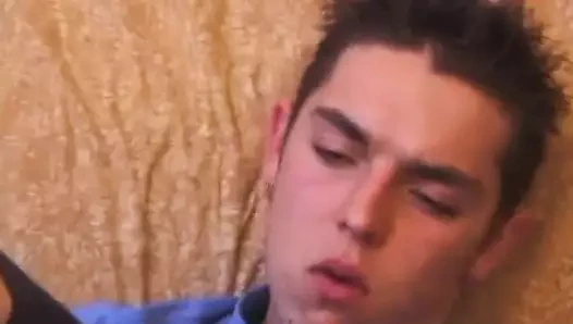 Brady ve logan emmek çük