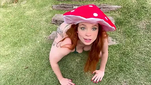 Büyülü Vajinamı Parmakla Gezdiriyorum