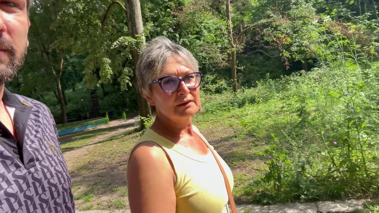 Madam O Outdoor Anal 6 - Bee’s & Mushrooms!!!