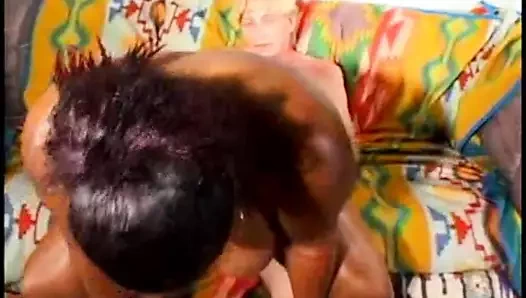 Bbw büyük memeler saggy memeler abanoz kız seks sahne 2