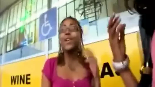 Lezbiyen eğlencesi 6