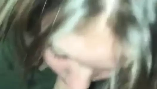 Sevimli kız harika bir enayi