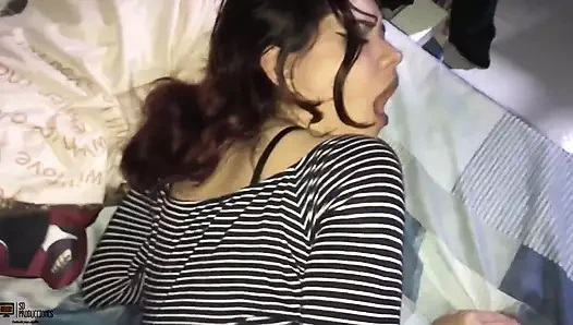 Ateşli ve harika evli kadın büyük amını dölle dolana kadar sikiyor - İspanyolca porno