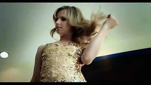 Jillian Janson büyük kalın porno yarağıyla çok sert boşalıyor