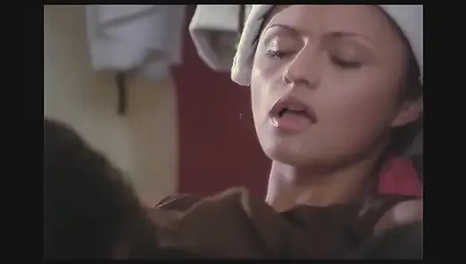 Sarışın Ddd Memeli Sürtük Gırtlağına Kadar Alıyor Ve Boşalana Kadar Götten Sikiliyor