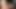 Seksi sarışın güzel kadın dizlerinin üstüne çöküp gariplerle dolu bir odayı sikiyor
