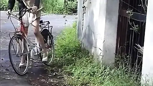 Jessica Rizzo kadın postacı sahnesinde 02