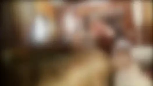 Merak kediyi yakaladı