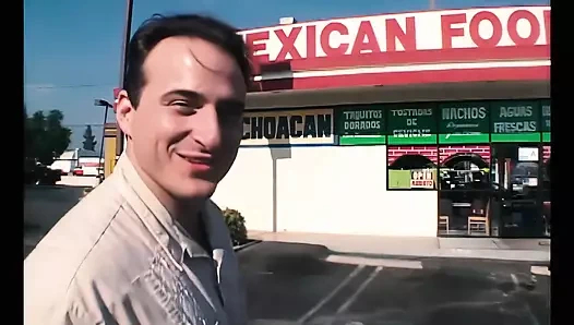 Güzel Stephanie Tripp sert bir yarakla amını siktiriyor