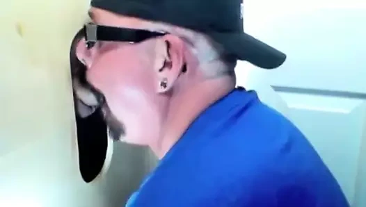 Gloryhole besleme zaman vardır horoz içinde bir büyü