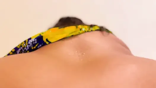 Hintli ateşli orta yaşlı seksi üvey anne üvey oğlu tarafından sikiliyor - büyük göt sikişi ve arkadan sikişiyor - büyük döl