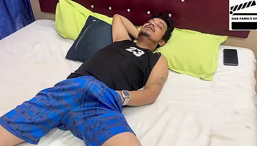 BAARE DUDHWALI BHABI OR THARKI DEWAR KI CHUDAI RAW CLIPS