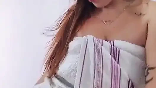 31 talimatı rehberli elle muamele - küçük ağzıma boşalma - Sofia Felix