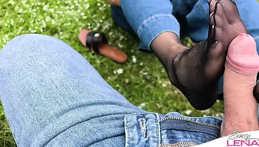 Terli naylon ayaklarla Yunan dağ ayak işi - Tabanlarımda açık hava kremli turta