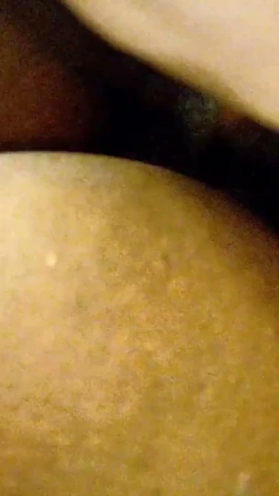 IR 240 lb siyah BBW üvey anne, kıllı amıyla 100 lb beyaz üvey oğluna kendini siktiriyor. (SES YOK | Bölüm 1