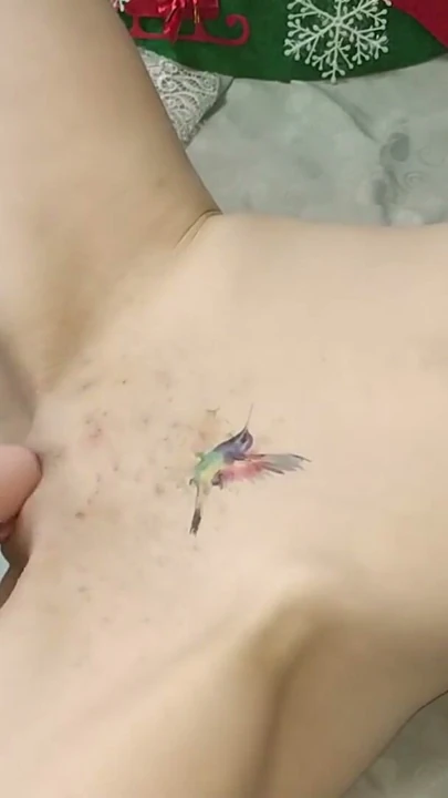 Üvey kardeşim için uzun yapay penis. onu hızlı bir şekilde orgazma getirir | Klip 1