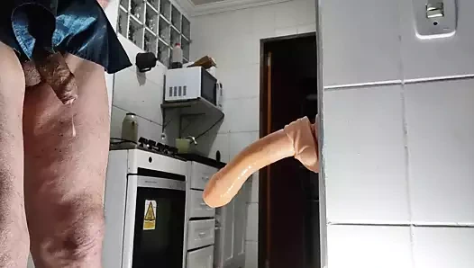 Travesti dildo boşalması