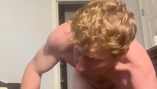 Red Bull götüne sokuyor