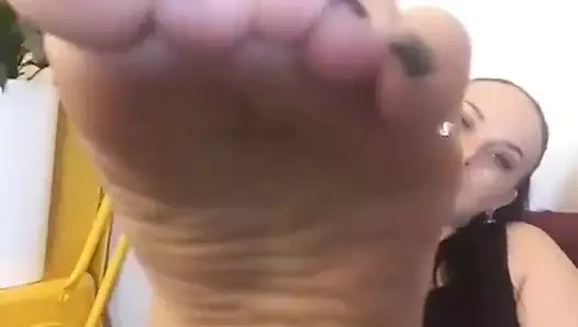 Anushka'nın ayakları