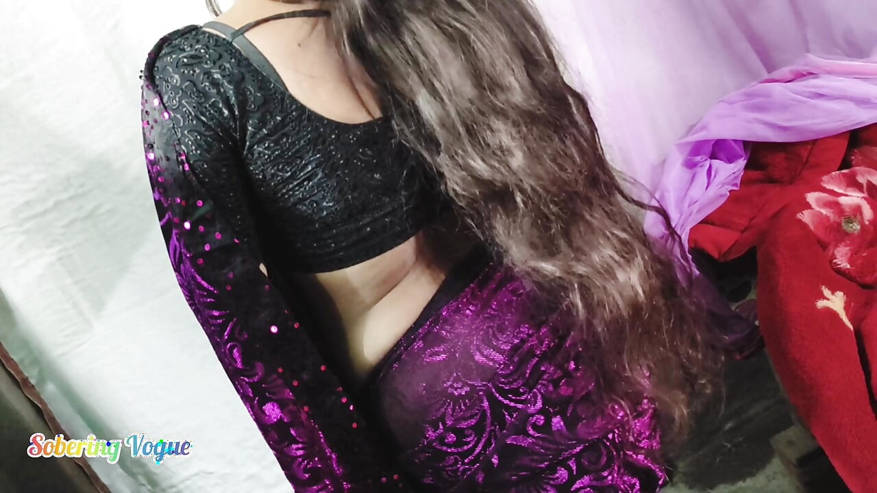 Tatlı seksi Bengalli yenge ve debor ka romantik seks büyük göt ve çok ateşli amcık