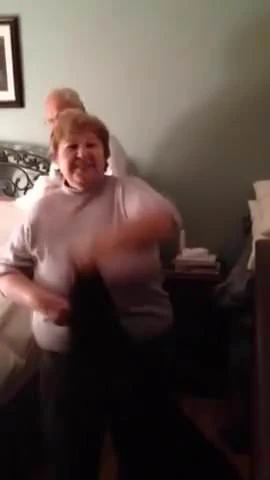 Büyükanne büyük göğüs