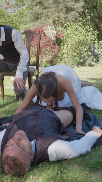 BRIDE4K. Lütfen, düğünümde her yerime boşal | Klip 2