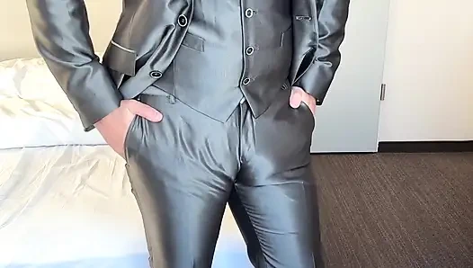 Damat otel odasında mastürbasyon yapıyor