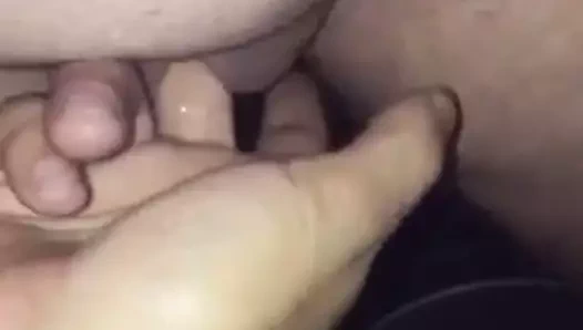 Kovaya işemek! parmak temizlendi!