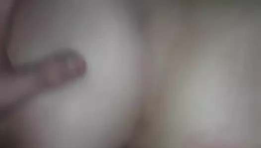 18 yaşındaki dövülerek