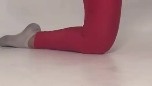 Deve toynağı tayt yoga teaser