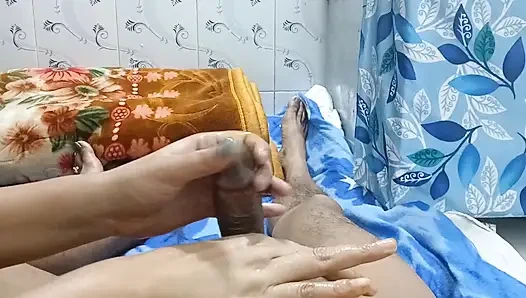 Bhabi ne pussy dhekha ke Lund khada kar Diya