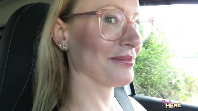 Blondehexe - derleme