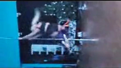 Glamourboi devon 6 için hava atıyor