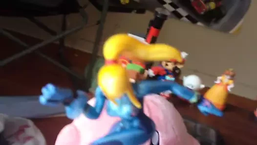 Sof: sıfır takım samus amiibo