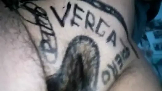 Margara en su segundo video.con la panocha.grafiteada