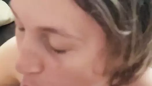 bir arkadaşıma sıçıyorum