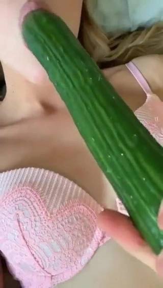 salatalık ile mastürbasyon