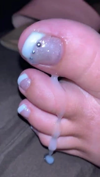 Fransız ayak parmaklarında kalın yük