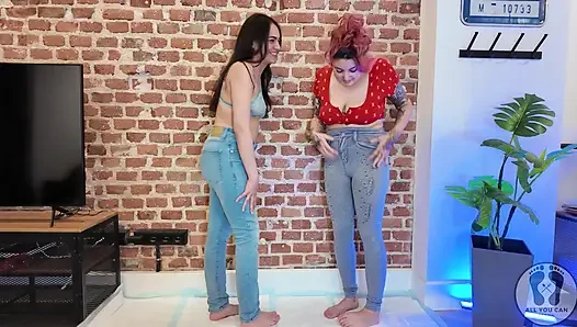 Rebeca Addams and Ana Spears Peeing on Jeans Show off