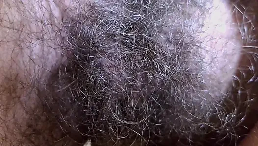 Büyük dildo ile anal yakın çekim