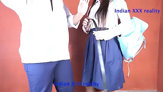 Xxx Hintli üniversiteli desi sikişiyor hintçe xxx