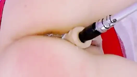 Sikiş tarzı domaltarak şaplak atma seks makinesi