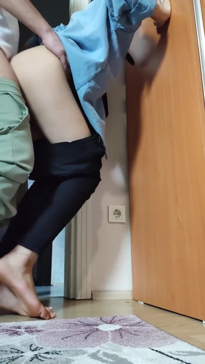 İranlı cuate aldatan evli kadın amatör ev yapımı | Klip 2