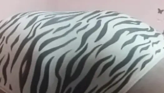 Yenge görüntülü görüşmede bir fahişe gibi sikiliyor