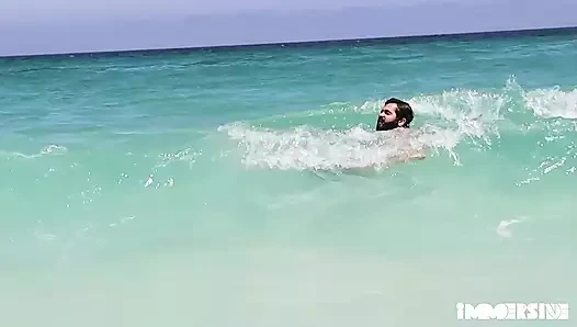 Deniz kızının götünü sikiyor