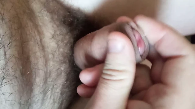 Çabuk sikimi ağzına al, cum dolu olacaksın