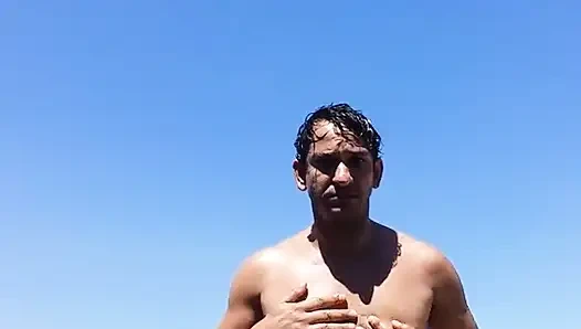 Nudismo plajına bayılıyorum