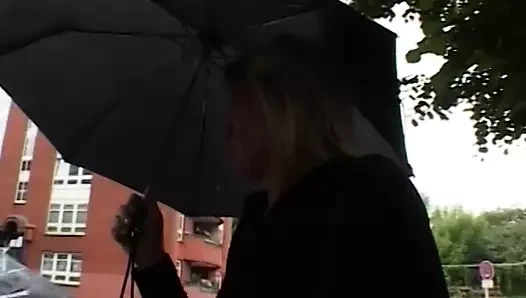 Sarışın milf içinde seksi çorap parmaklı ve becerdin