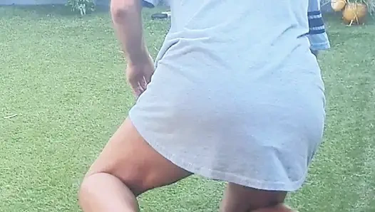 Bahçede çıplaklık / teşhir (bölüm 2)